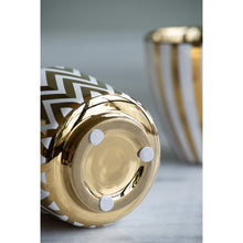 Load image into Gallery viewer, Navya Silver Herringbone Candles Set of 3